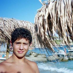 Meet your Posher, Ethan